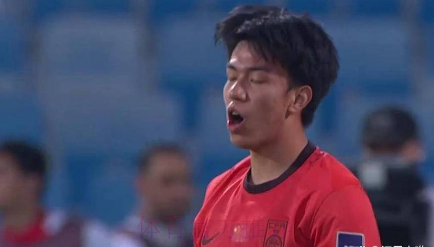 错失进球良机 国足0：2不敌塞尔维亚